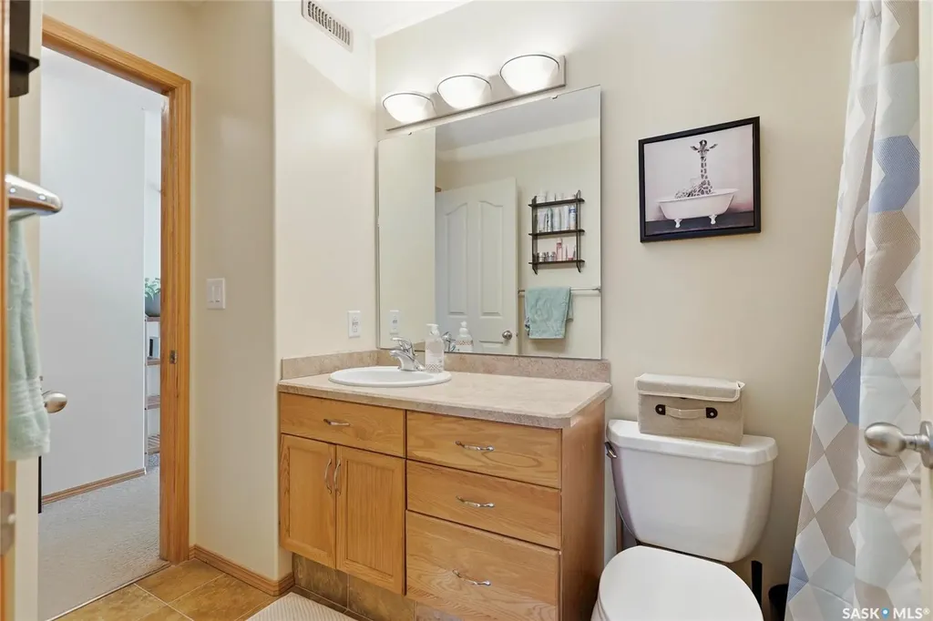212 Mount Royal Place Regina SK S4T 7X9