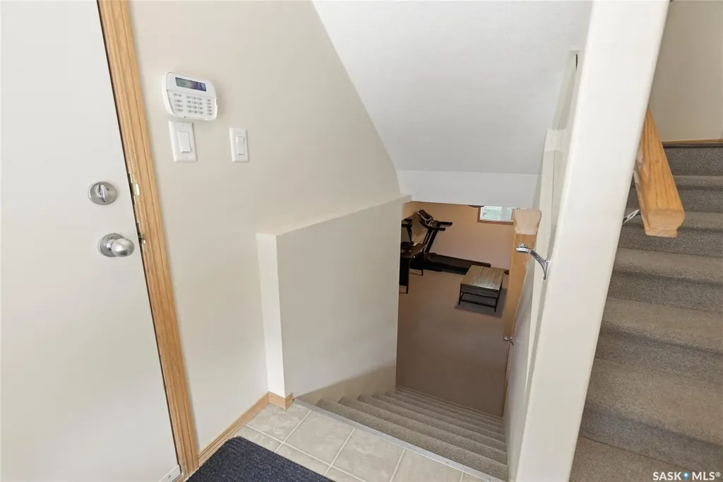 212 Mount Royal Place Regina SK S4T 7X9