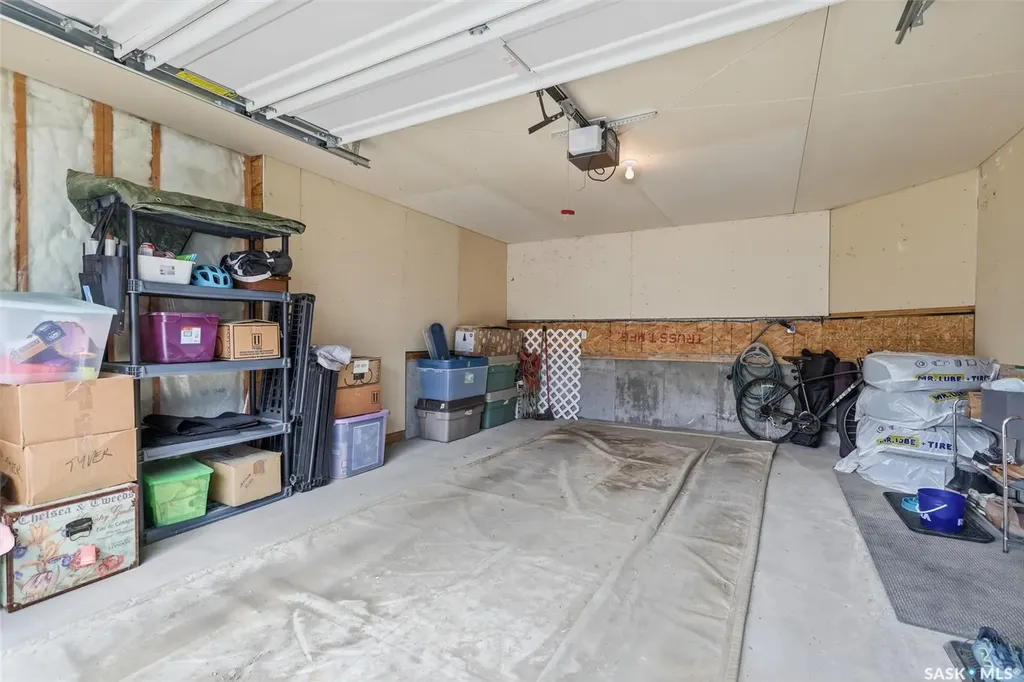 212 Mount Royal Place Regina SK S4T 7X9