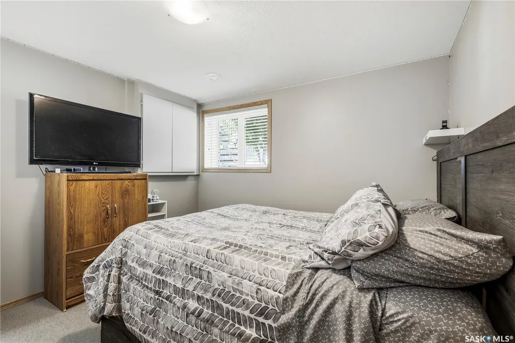 212 Mount Royal Place Regina SK S4T 7X9