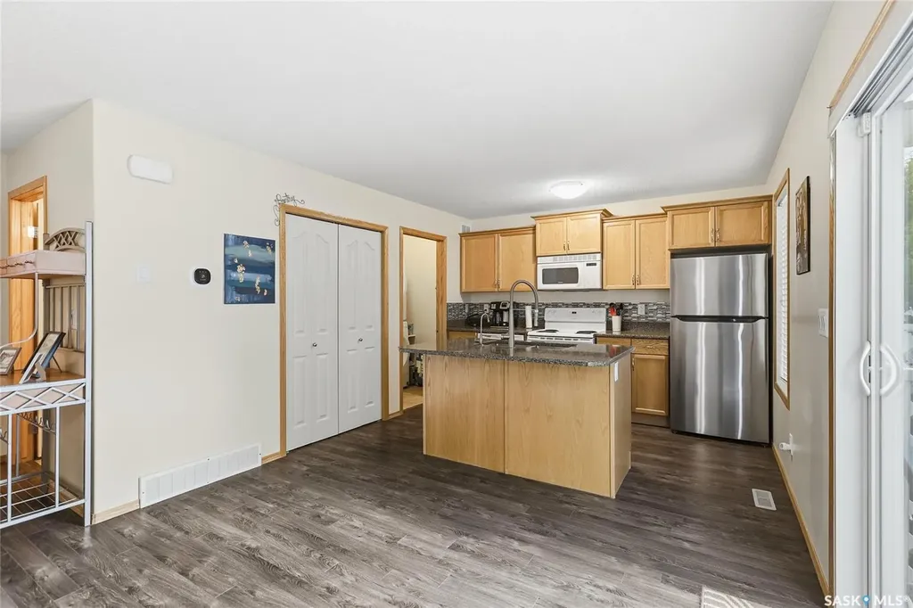 212 Mount Royal Place Regina SK S4T 7X9