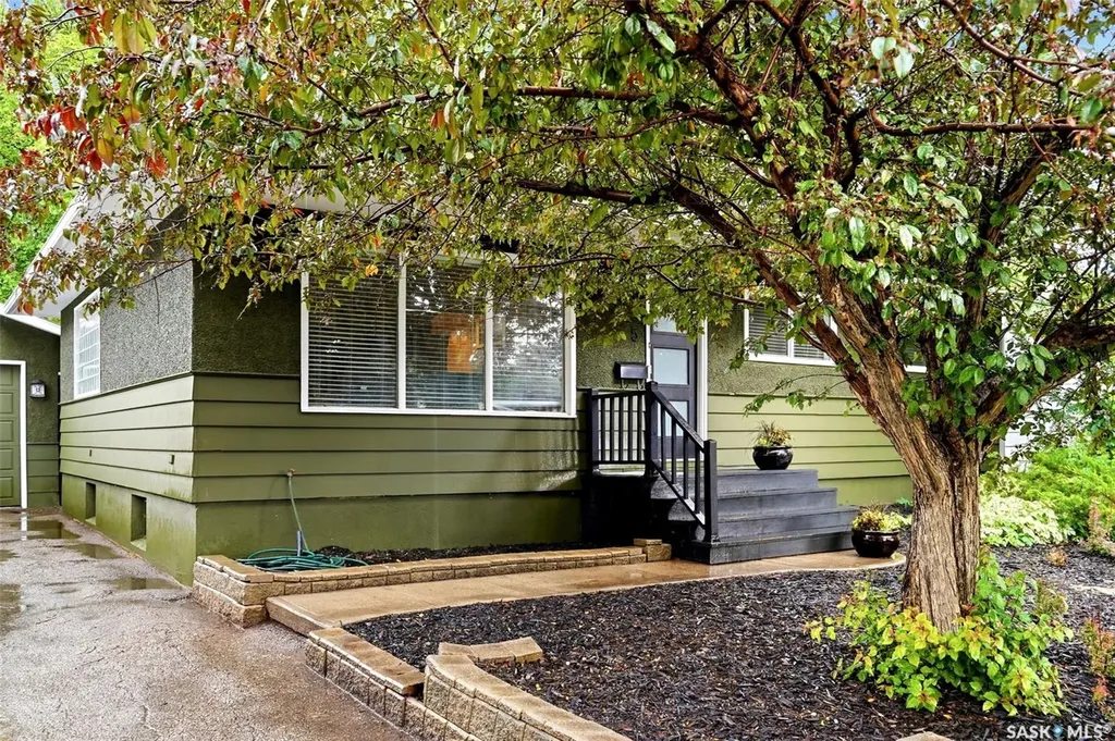 5 Darke Crescent Regina SK S4S 2W5