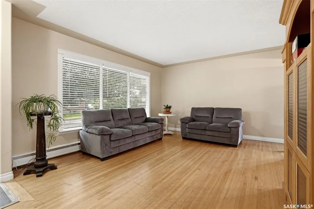 5 Darke Crescent Regina SK S4S 2W5