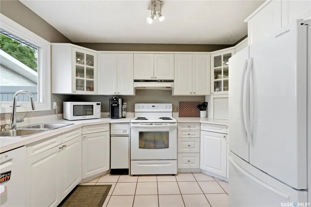 275 Wrigley Crescent Saskatoon SK S7M 4Y3