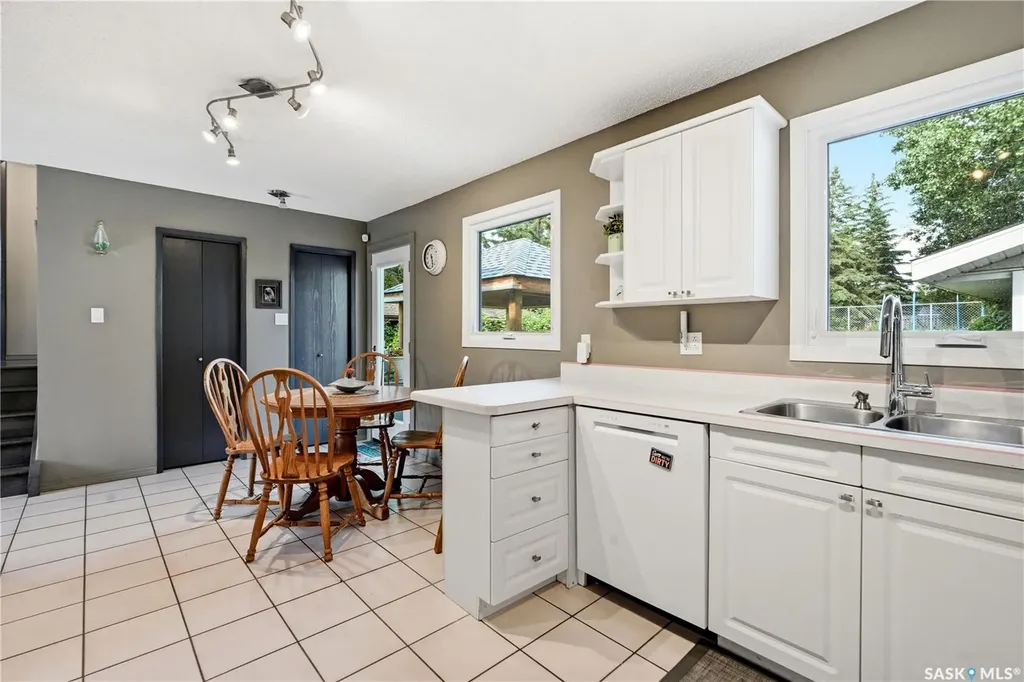 275 Wrigley Crescent Saskatoon SK S7M 4Y3