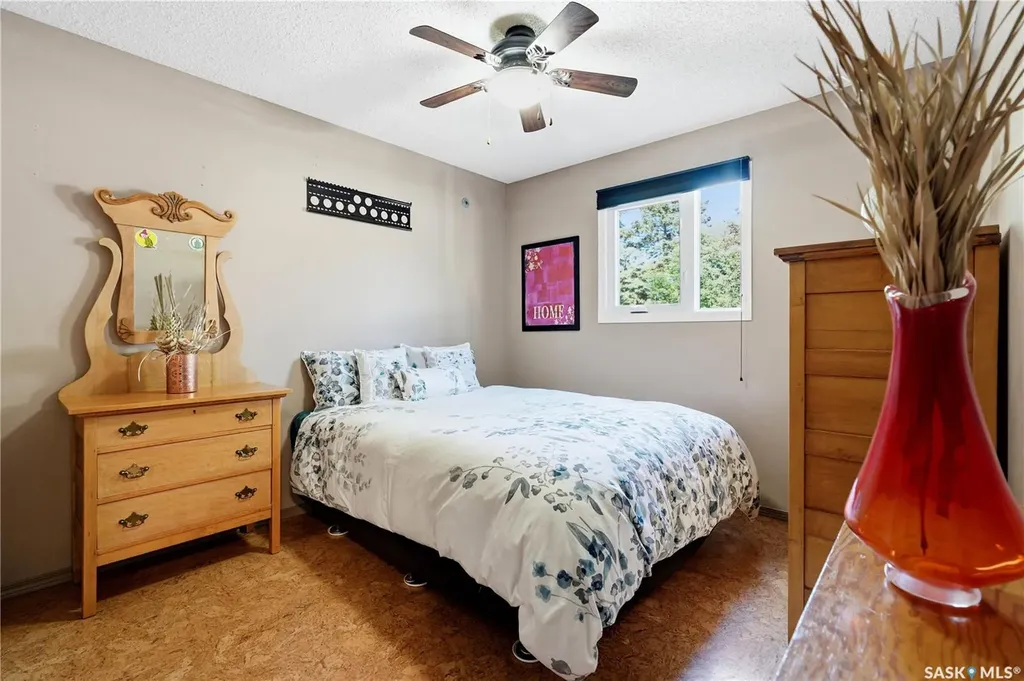 275 Wrigley Crescent Saskatoon SK S7M 4Y3