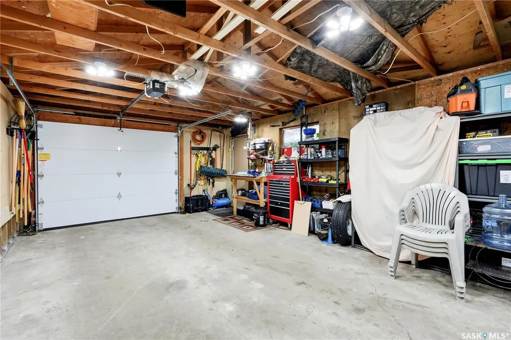 275 Wrigley Crescent Saskatoon SK S7M 4Y3