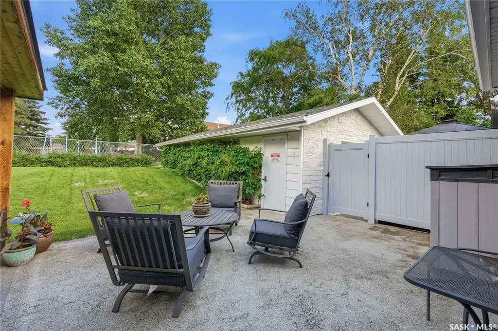 275 Wrigley Crescent Saskatoon SK S7M 4Y3