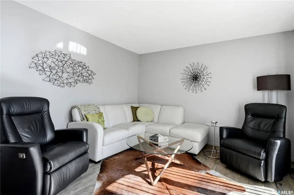 275 Wrigley Crescent Saskatoon SK S7M 4Y3