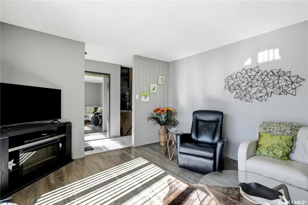 275 Wrigley Crescent Saskatoon SK S7M 4Y3