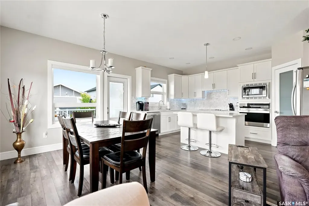 103 Barrett Street Saskatoon SK S7W 0Z6