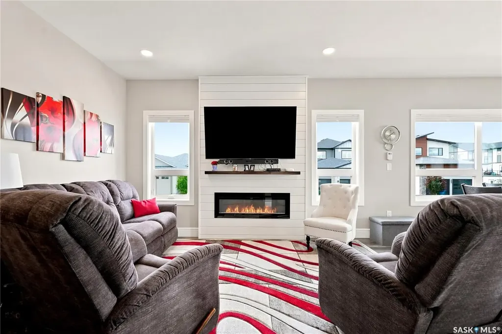 103 Barrett Street Saskatoon SK S7W 0Z6