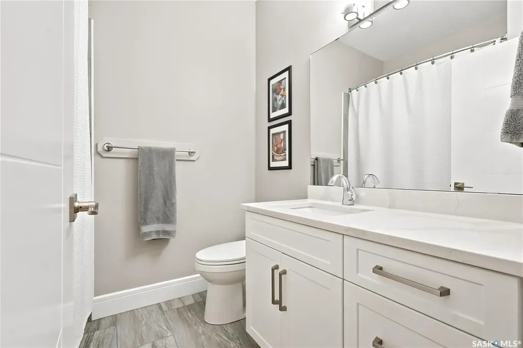 103 Barrett Street Saskatoon SK S7W 0Z6