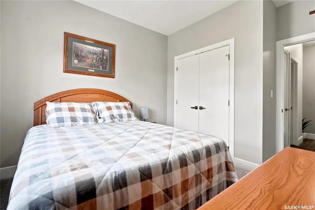 103 Barrett Street Saskatoon SK S7W 0Z6