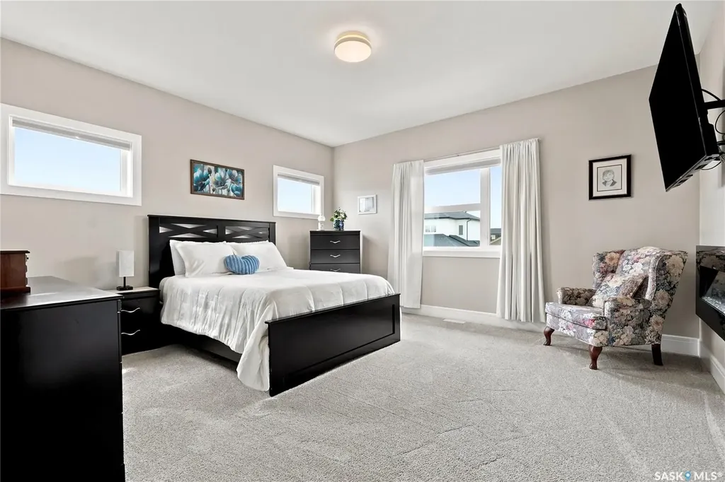 103 Barrett Street Saskatoon SK S7W 0Z6