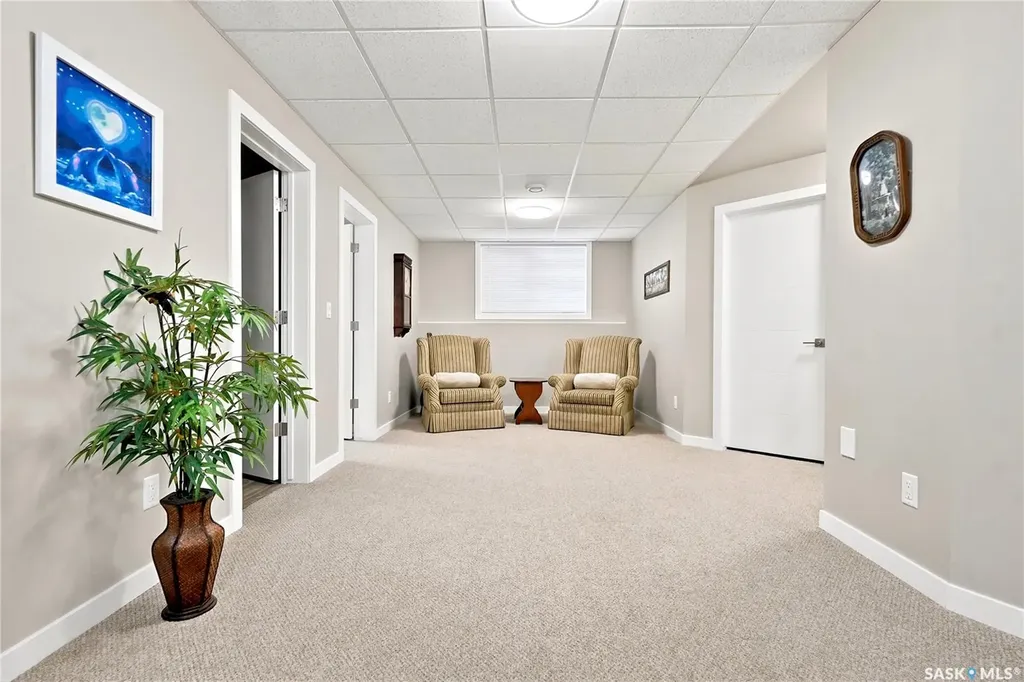 103 Barrett Street Saskatoon SK S7W 0Z6