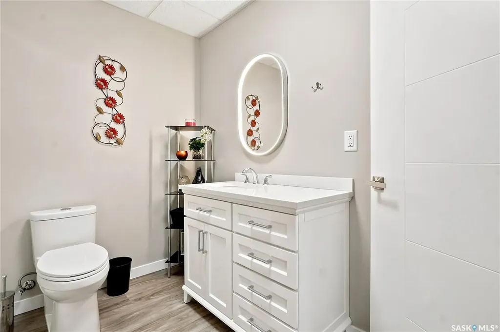 103 Barrett Street Saskatoon SK S7W 0Z6
