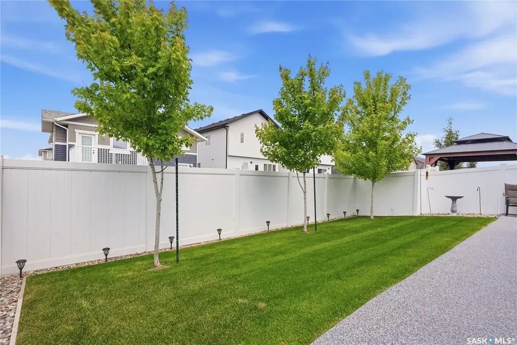 103 Barrett Street Saskatoon SK S7W 0Z6