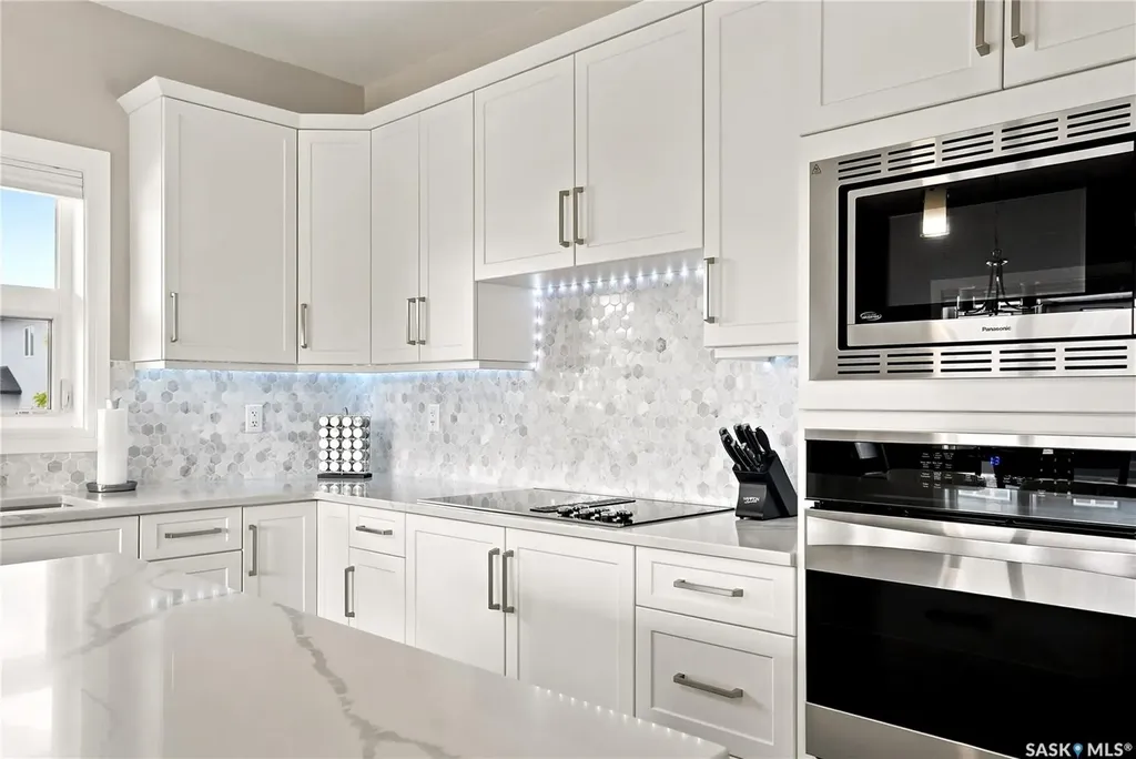 103 Barrett Street Saskatoon SK S7W 0Z6