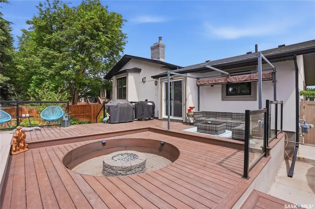 103 Mallin Crescent Saskatoon SK S7K 7W9
