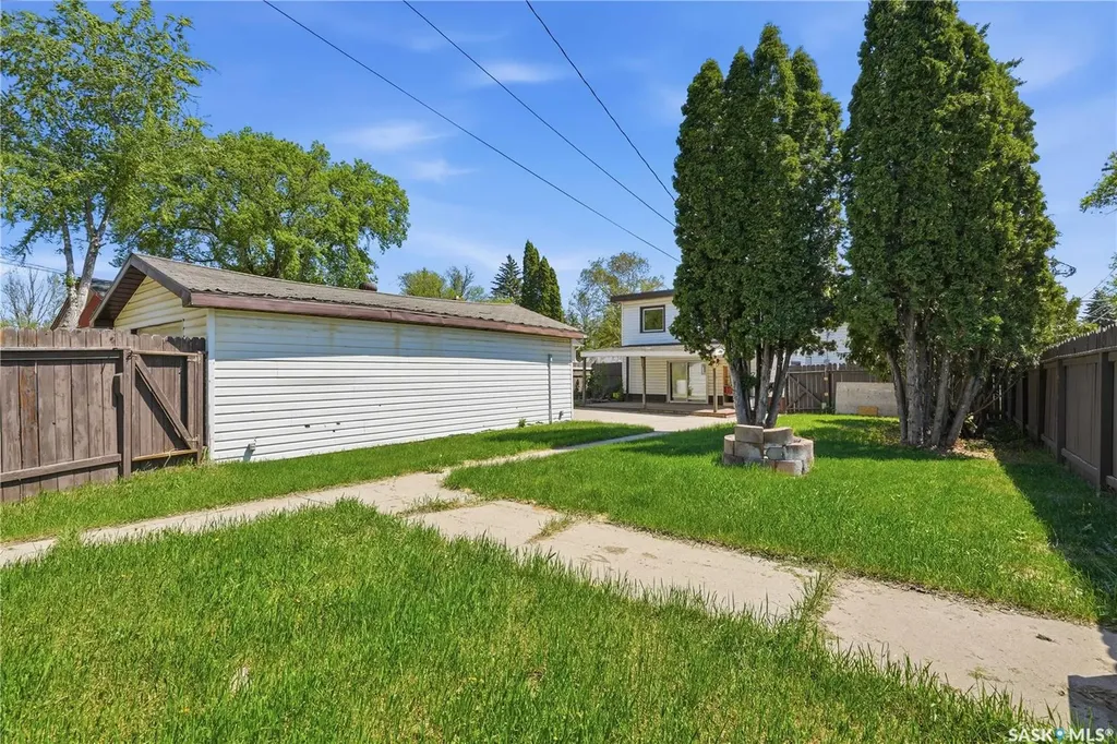 100 Cruise Street Saskatoon SK S7N 2C1
