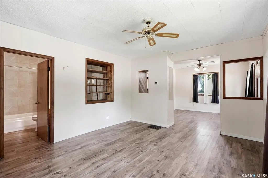 100 Cruise Street Saskatoon SK S7N 2C1