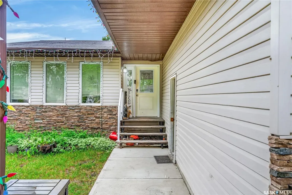 815 98th Avenue Tisdale SK S0E 1T0