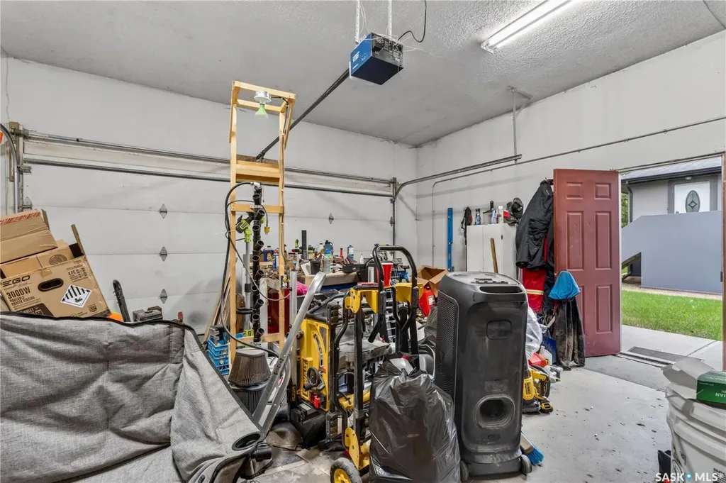 815 98th Avenue Tisdale SK S0E 1T0