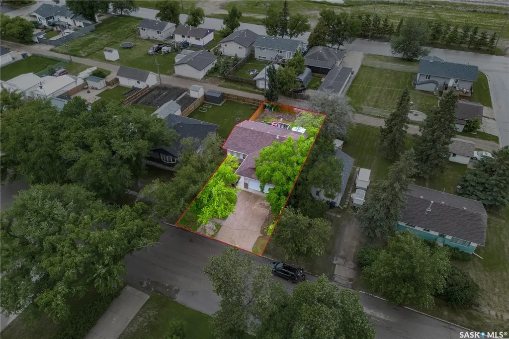 815 98th Avenue Tisdale SK S0E 1T0