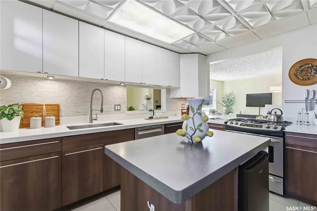 1329 14th Street E Saskatoon SK S7H 0A6