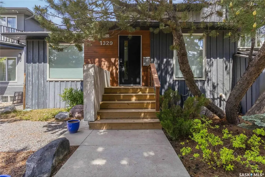 1329 14th Street E Saskatoon SK S7H 0A6