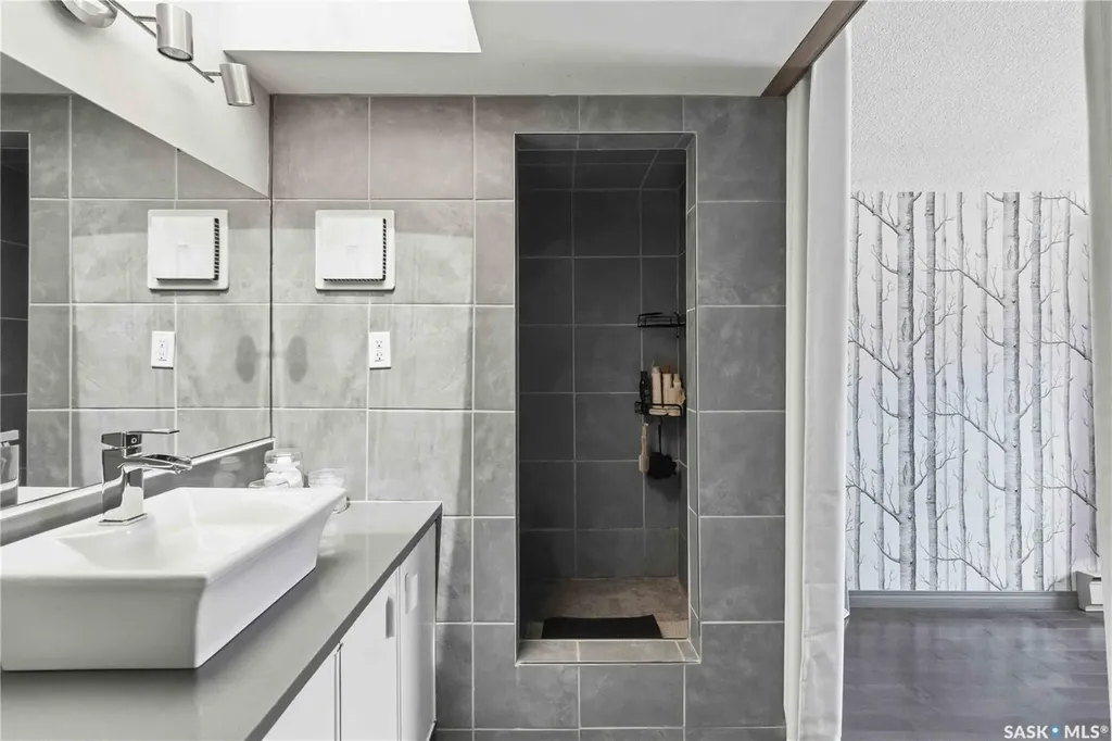 1329 14th Street E Saskatoon SK S7H 0A6