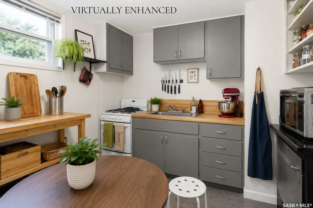1329 14th Street E Saskatoon SK S7H 0A6