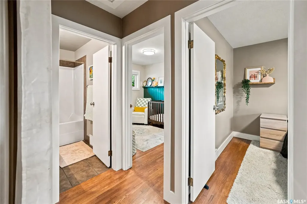 607 E 18th Avenue Regina SK S4N 1E6