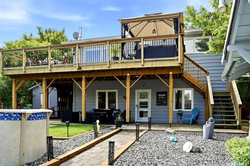 1207 5th Avenue Regina Beach SK S0G 4C0