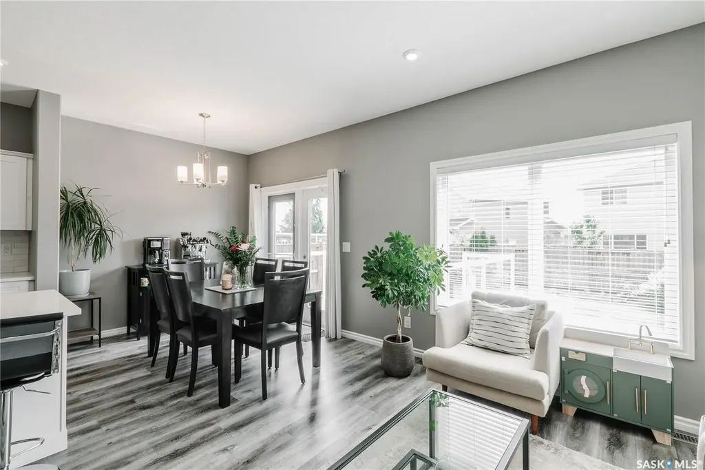 419 Veltkamp Crescent Saskatoon SK S7T 0S2