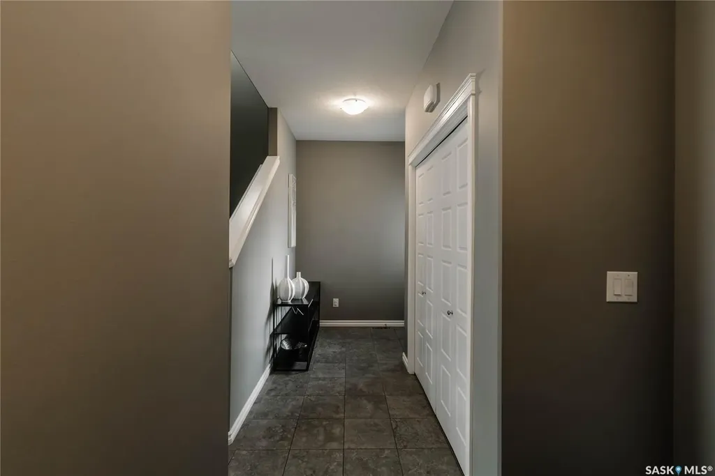 419 Veltkamp Crescent Saskatoon SK S7T 0S2