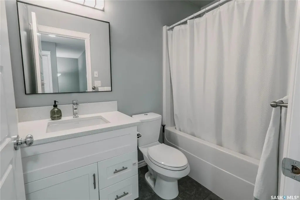 419 Veltkamp Crescent Saskatoon SK S7T 0S2