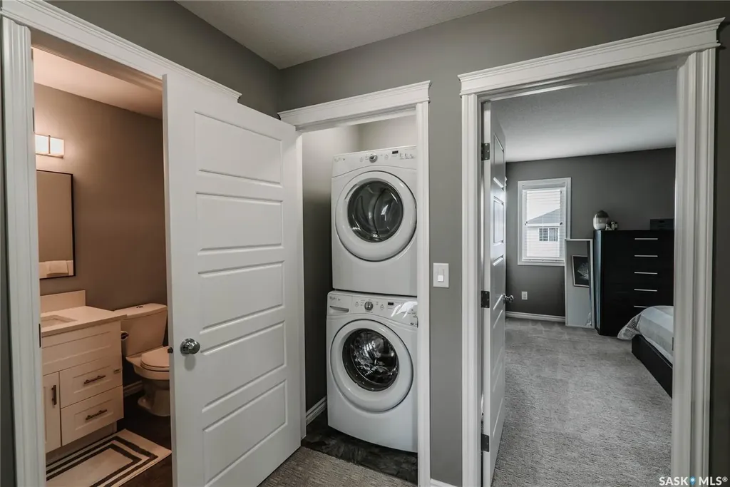 419 Veltkamp Crescent Saskatoon SK S7T 0S2