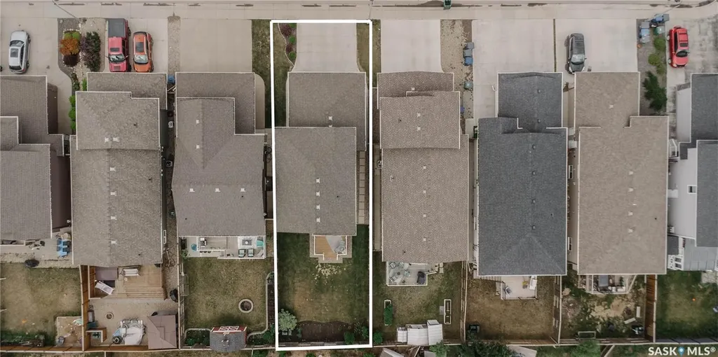 419 Veltkamp Crescent Saskatoon SK S7T 0S2