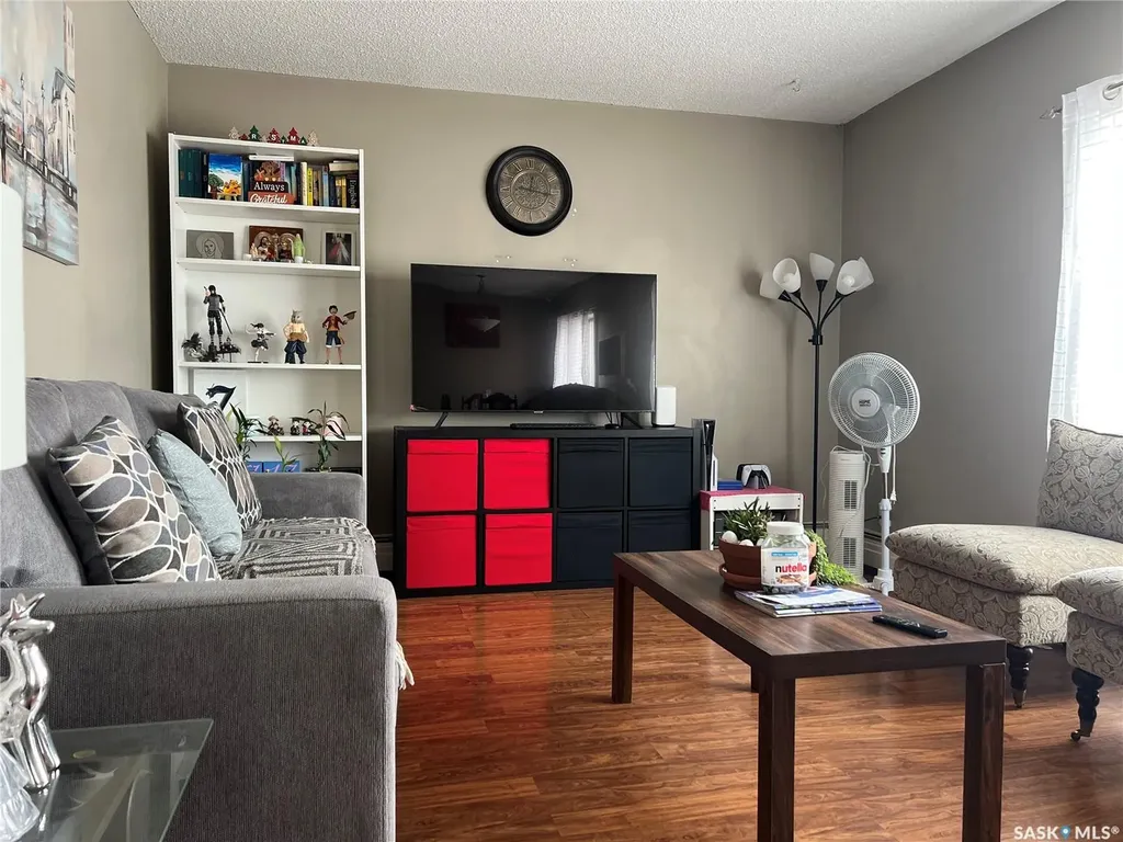 106 104th Street W Saskatoon SK S7N 1M8