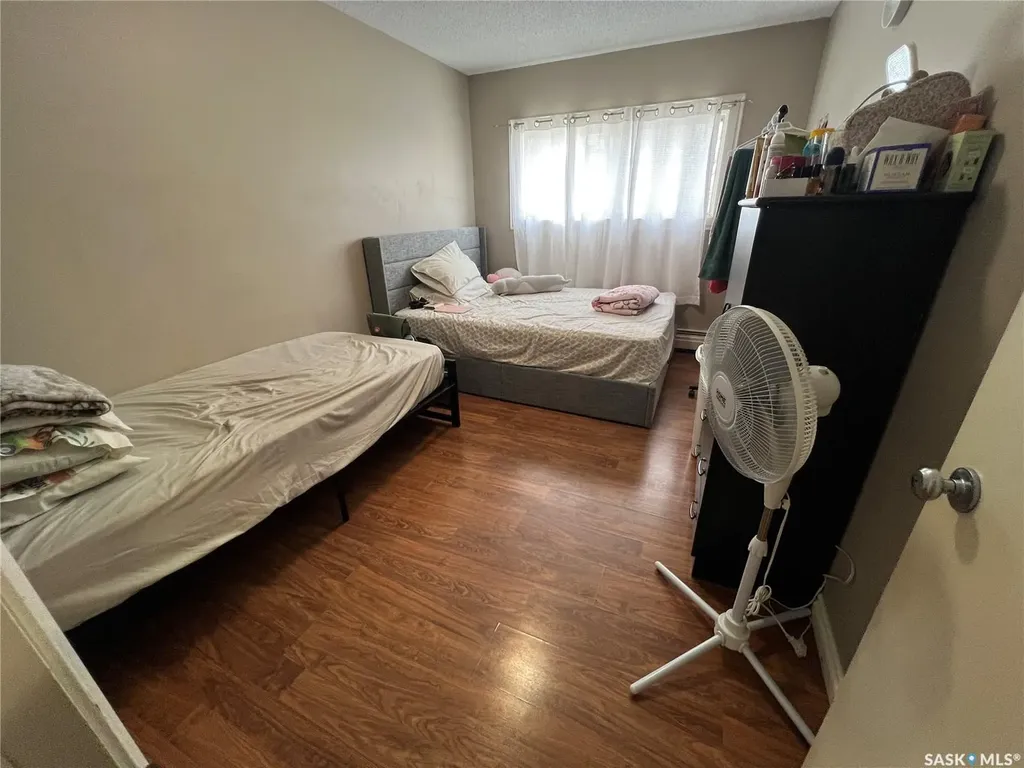 106 104th Street W Saskatoon SK S7N 1M8