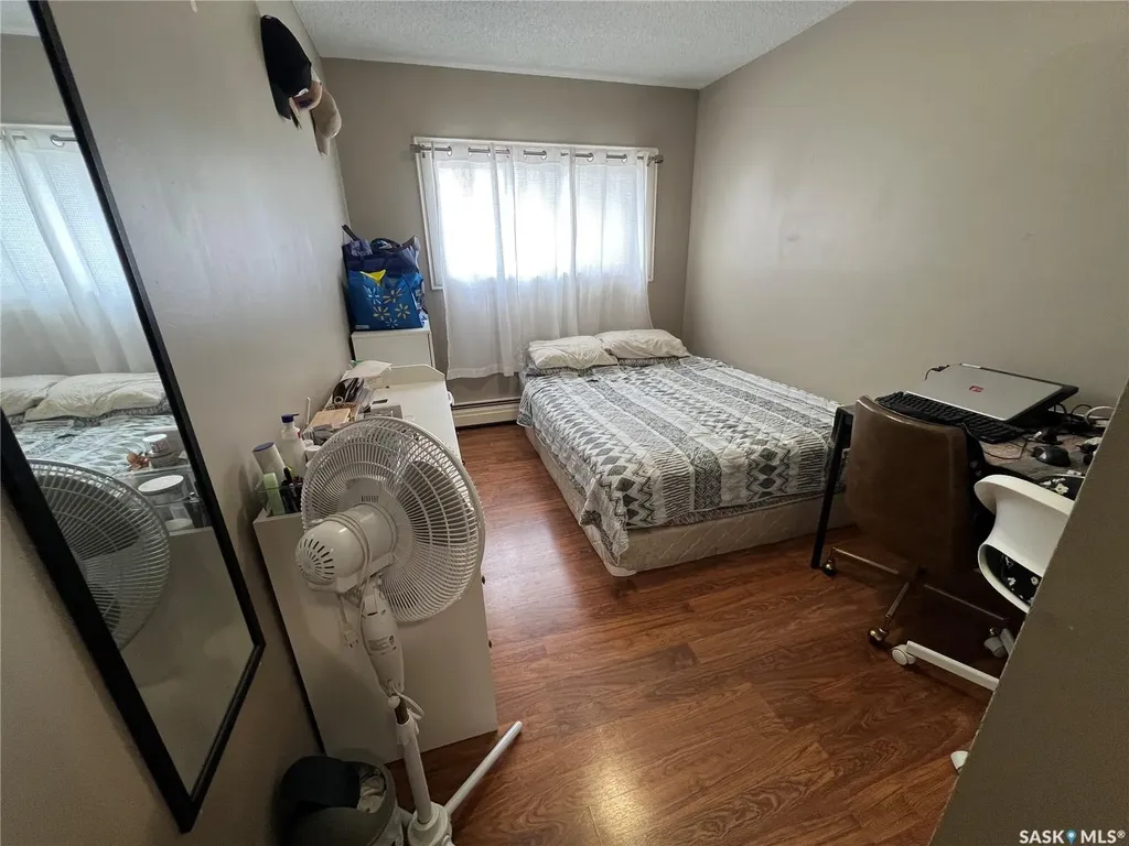 106 104th Street W Saskatoon SK S7N 1M8