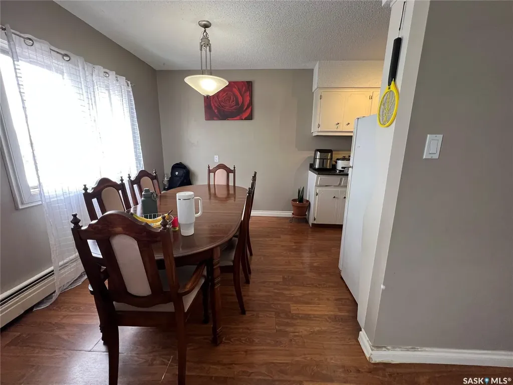 106 104th Street W Saskatoon SK S7N 1M8