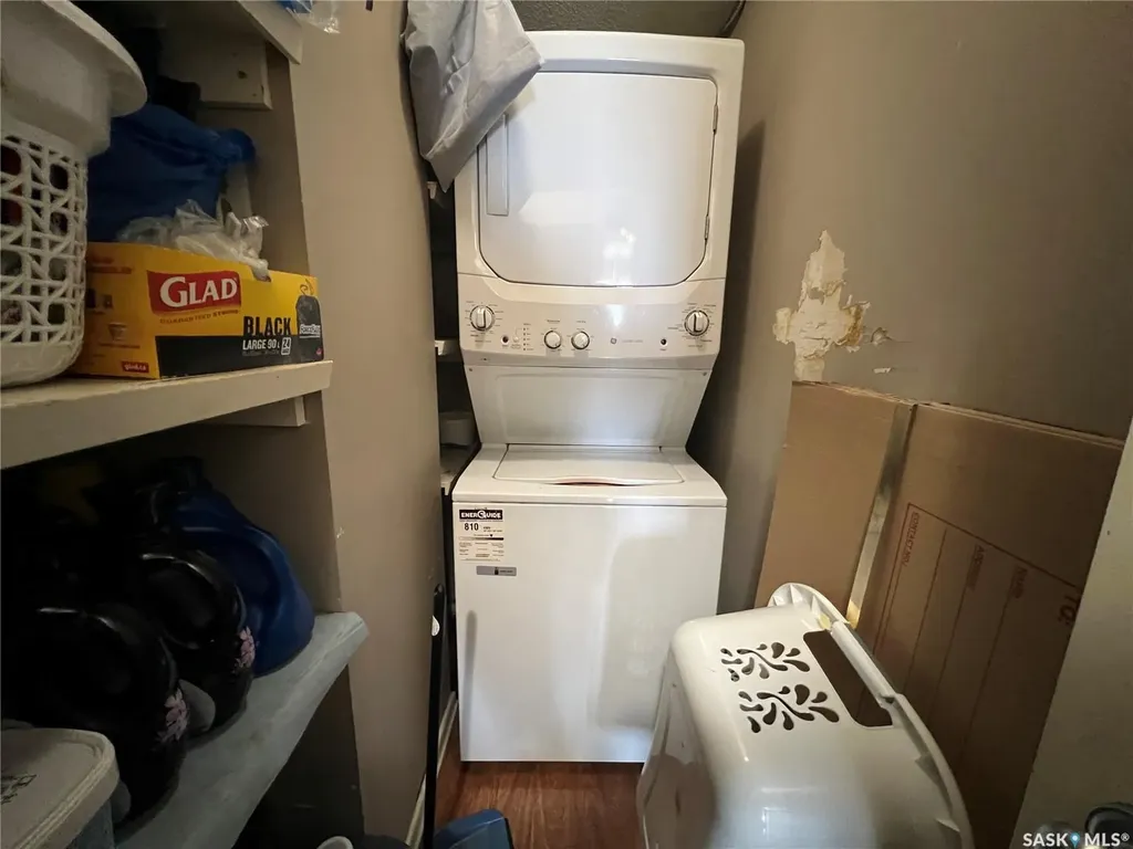 106 104th Street W Saskatoon SK S7N 1M8