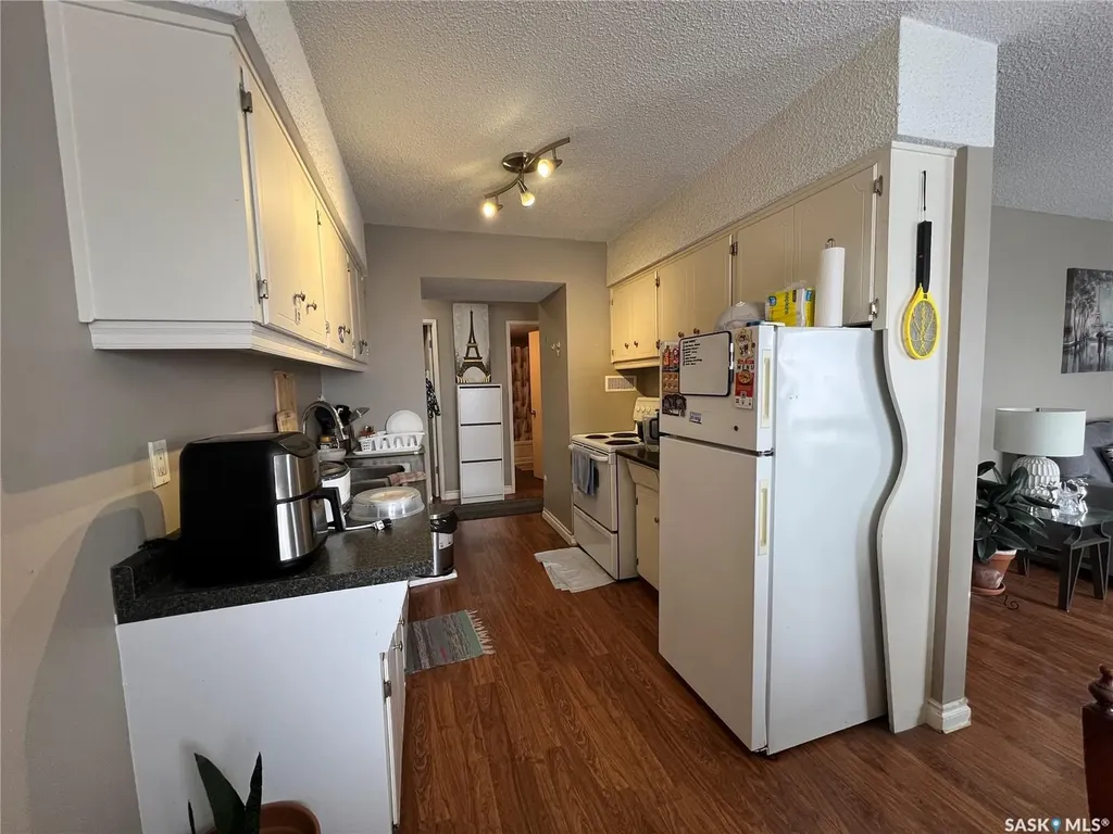 106 104th Street W Saskatoon SK S7N 1M8