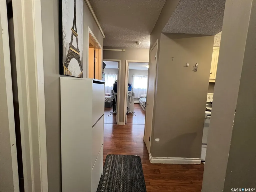 106 104th Street W Saskatoon SK S7N 1M8