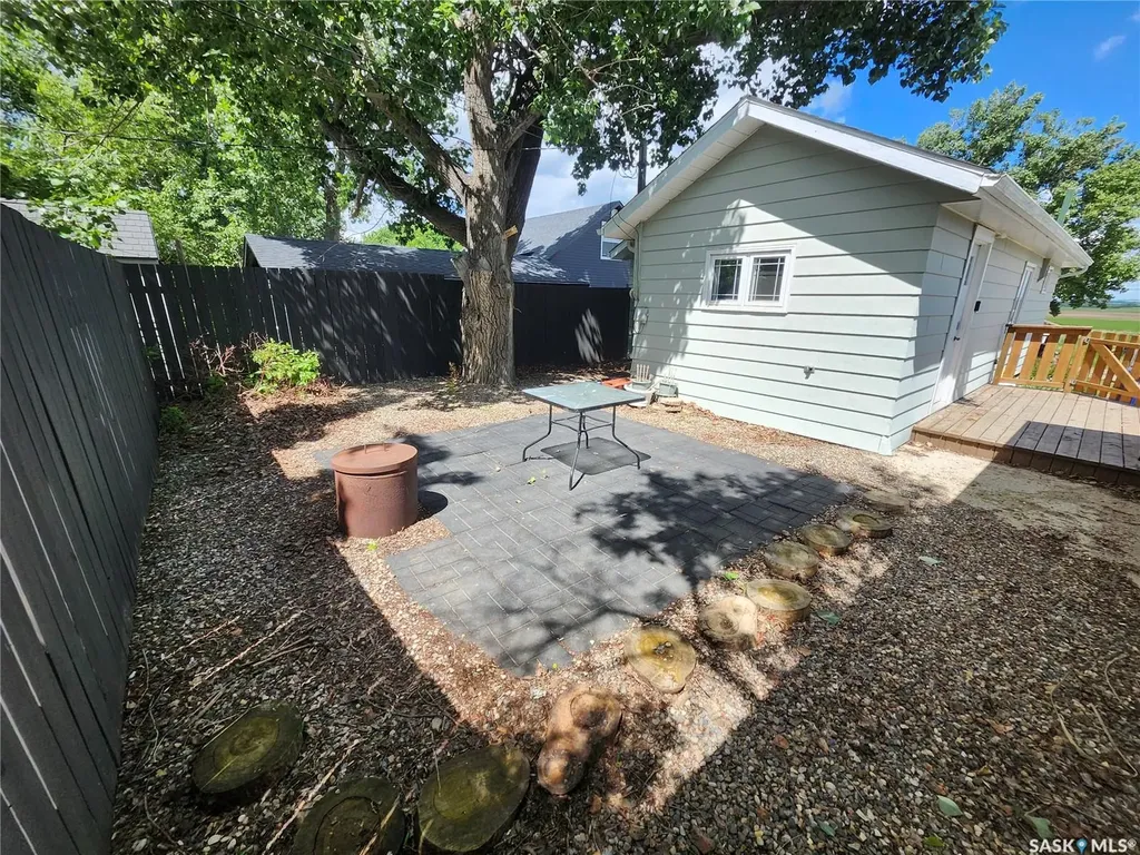 619 Atlantic Avenue Kerrobert SK S0L 1R0