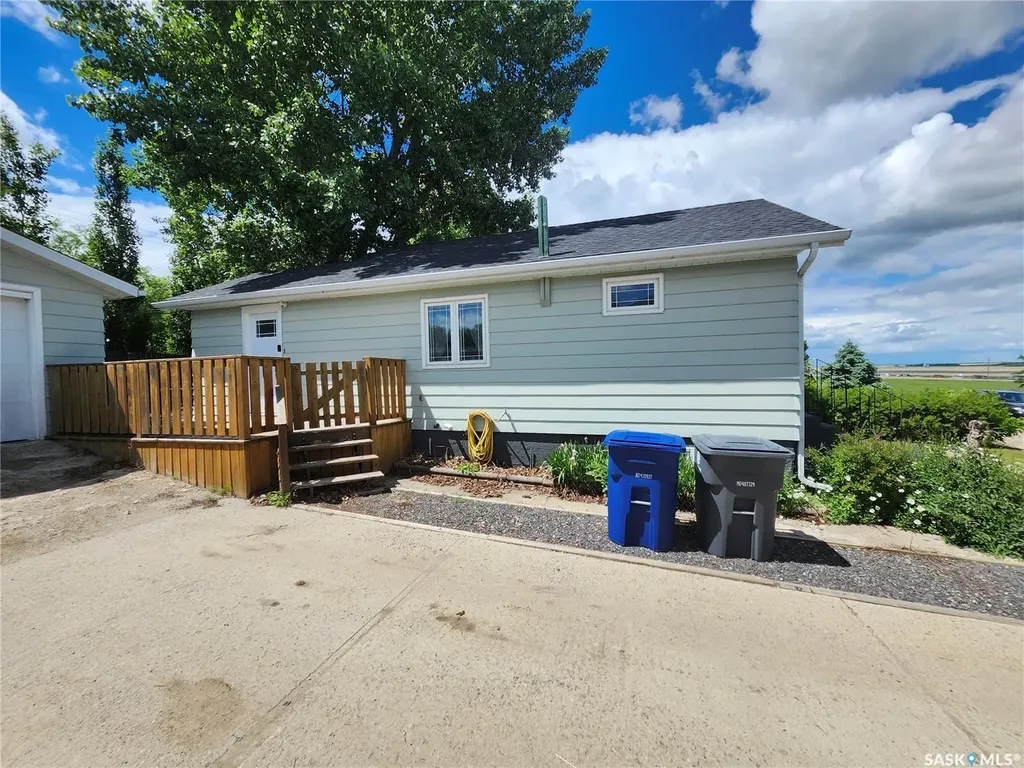 619 Atlantic Avenue Kerrobert SK S0L 1R0