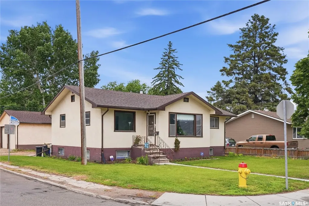 1701 C Avenue N Saskatoon SK S7L 1L6